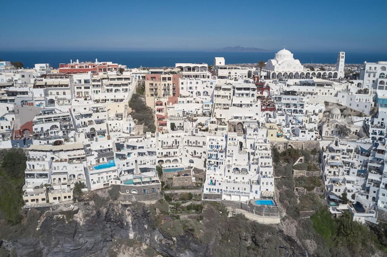 Amphitheater Cave Houses Fira  Eksteriør billede